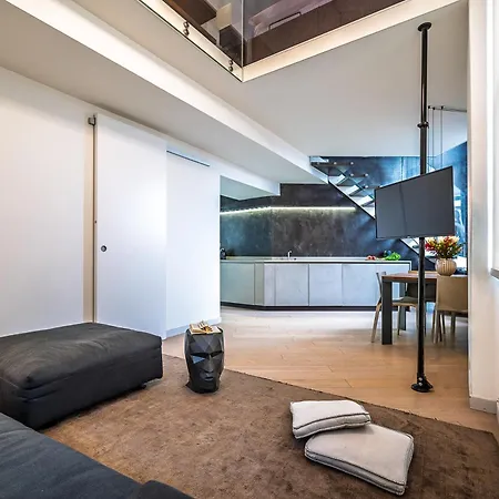 Palazzo Reale - Hollywood Design - Grandmaison *