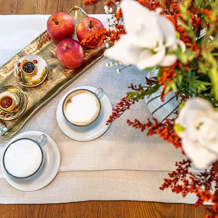 Palazzo Reale - Hollywood Design - Grandmaison *